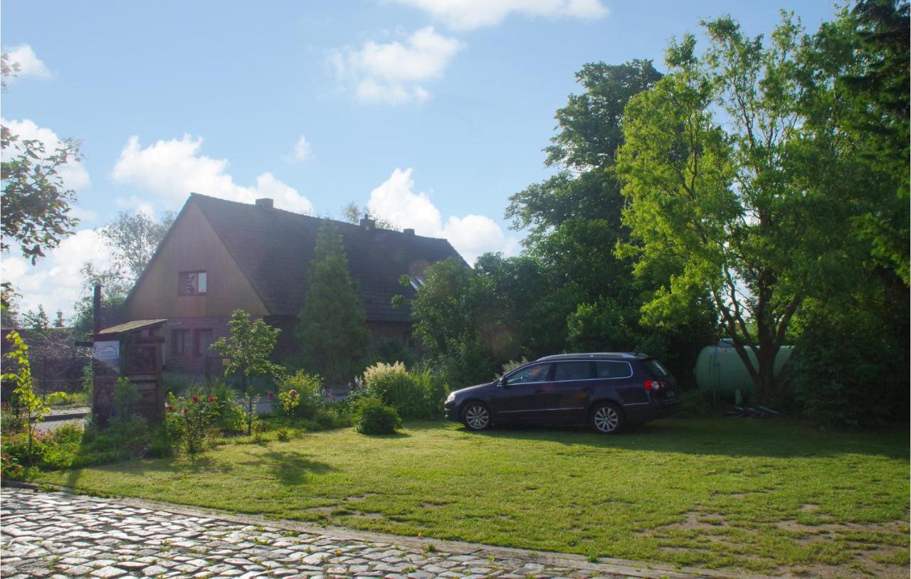 Lovely Home In Am Salzhaff With Kitchen Pepelow Kültér fotó